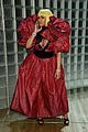 nicki minaj is a red queen at marc jacobs nyfw show 29