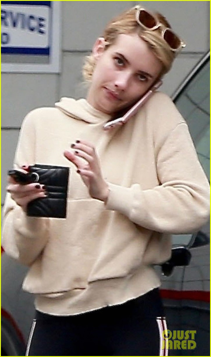 emma roberts fuels up on coffee in beverly hills 024140111