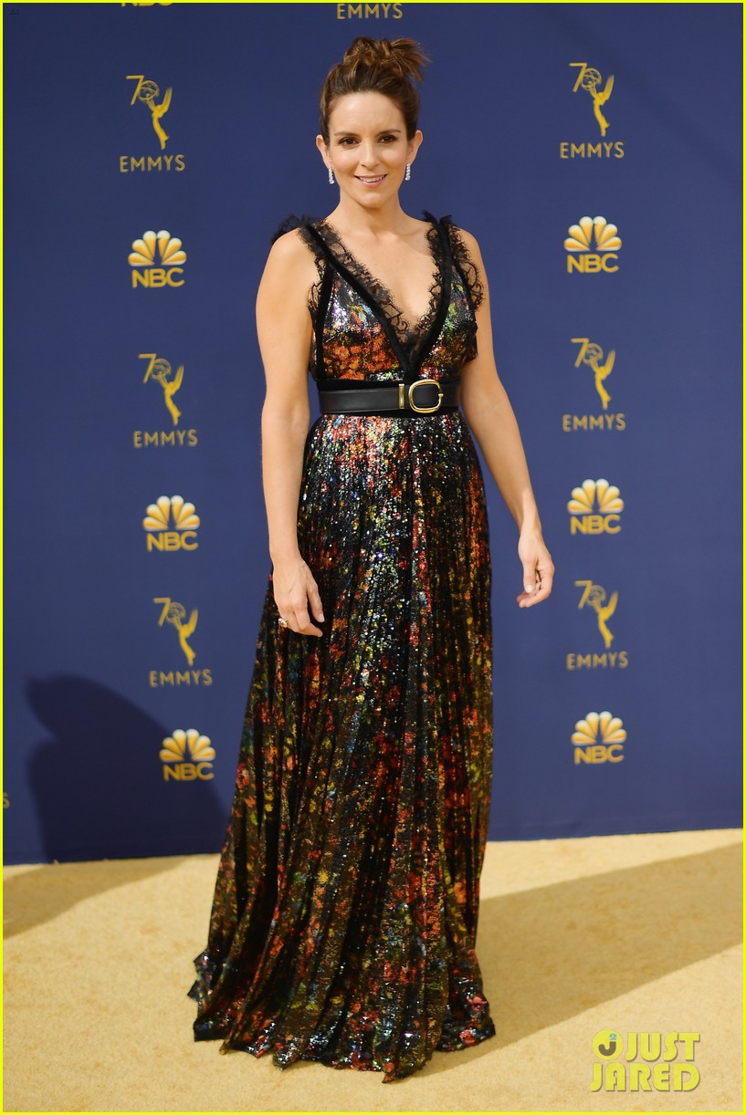 Tina Fey & Ellie Kemper Bring 'Unbreakable Kimmy Schmidt' to Emmy