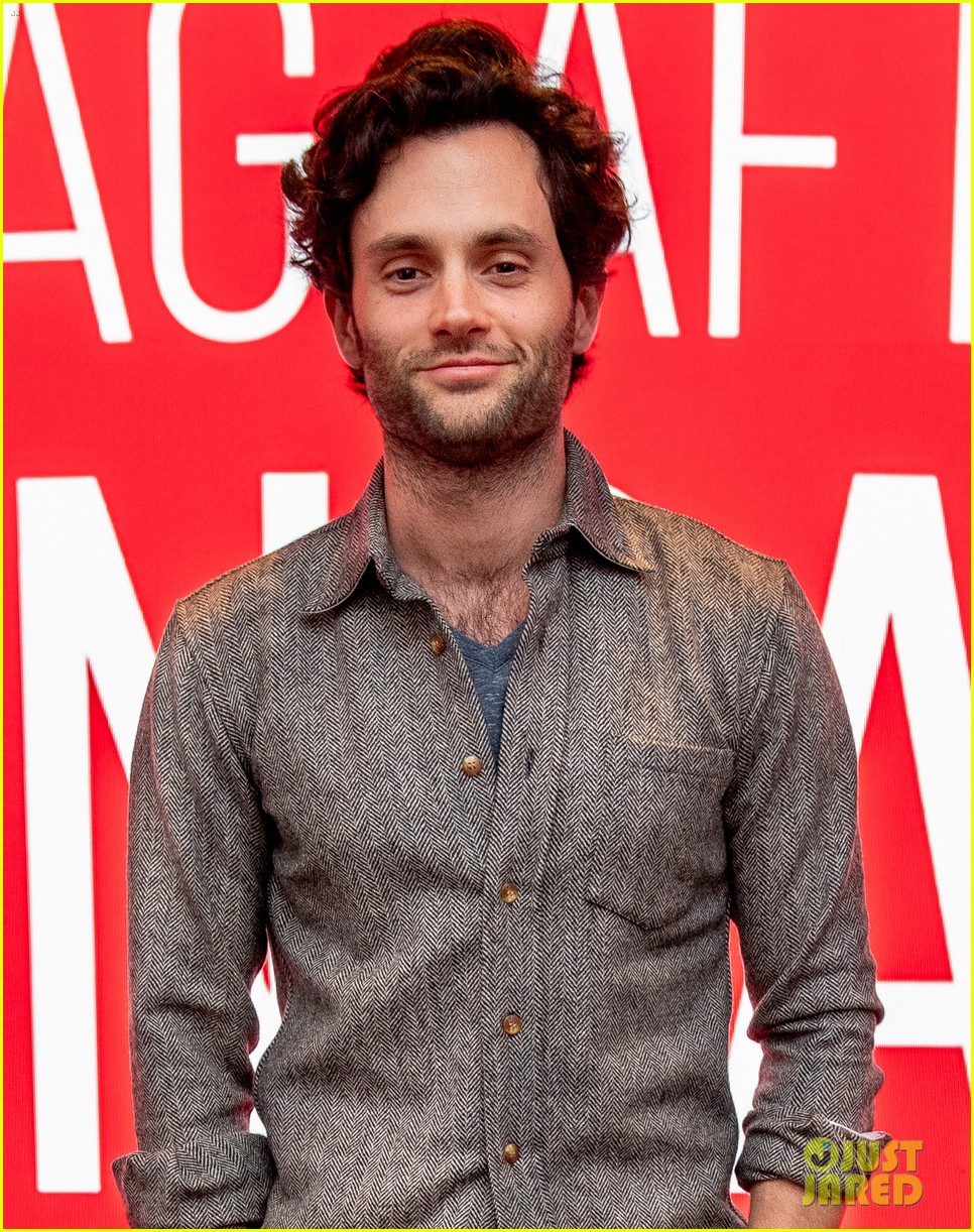 penn badgley says his gossip girl you character comparisons will end 044166088