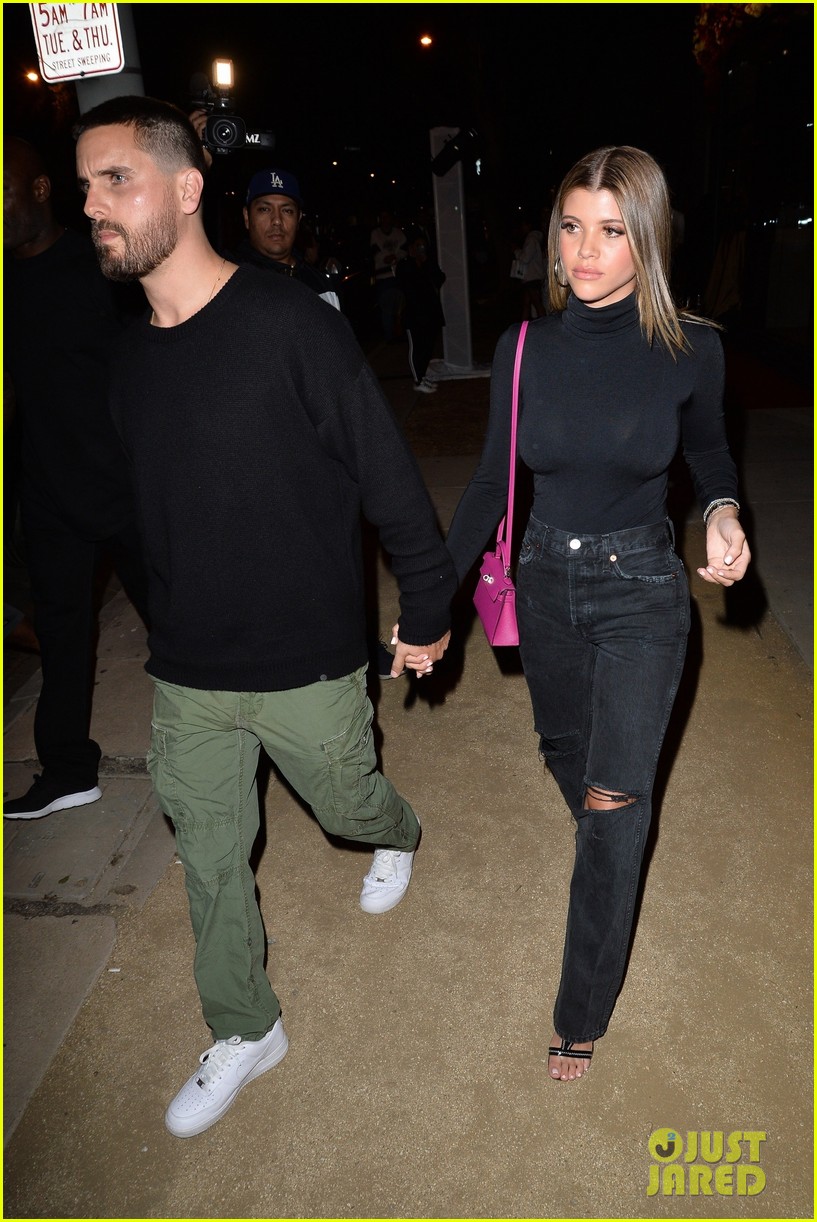 scott disick and sofia richie have date night at maddox gallery grand opening034163962