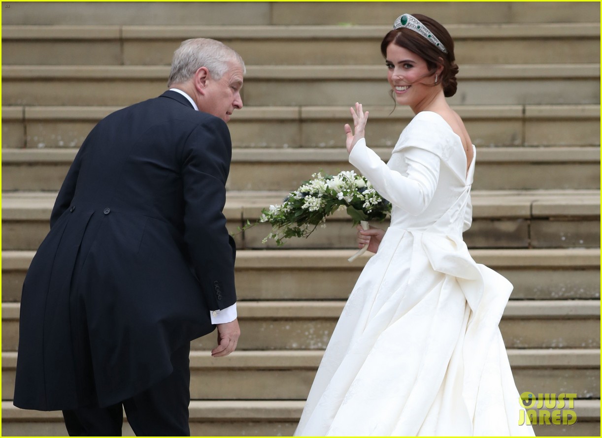princess beatrice sarah ferguson at royal wedding 114163524