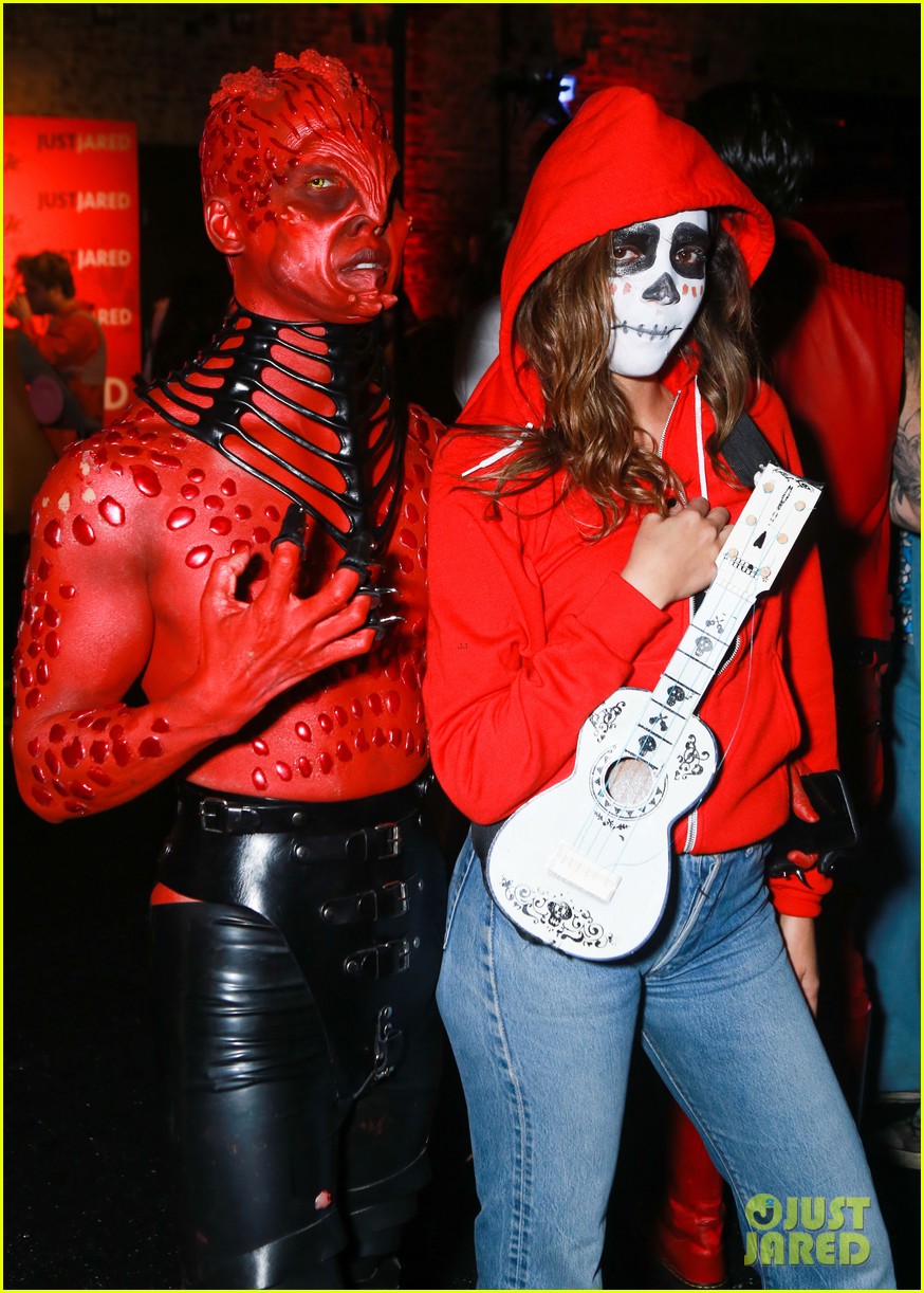georgie flores just jared halloween party 05