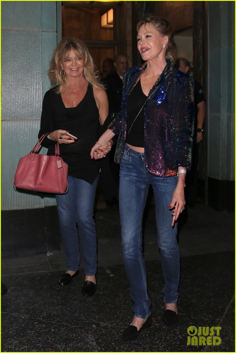 goldie hawn melanie griffith out for dinner 014165902