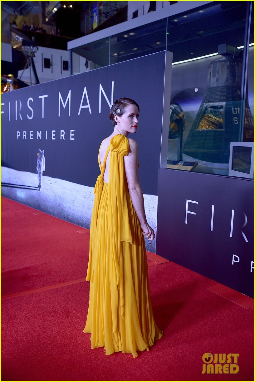 ryan gosling claire foy first man dc premiere 334158862