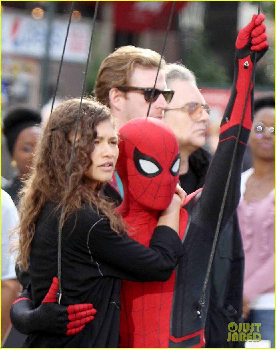 tom holland dons spider man far from home costume while filming with zendaya in nyc2114163892