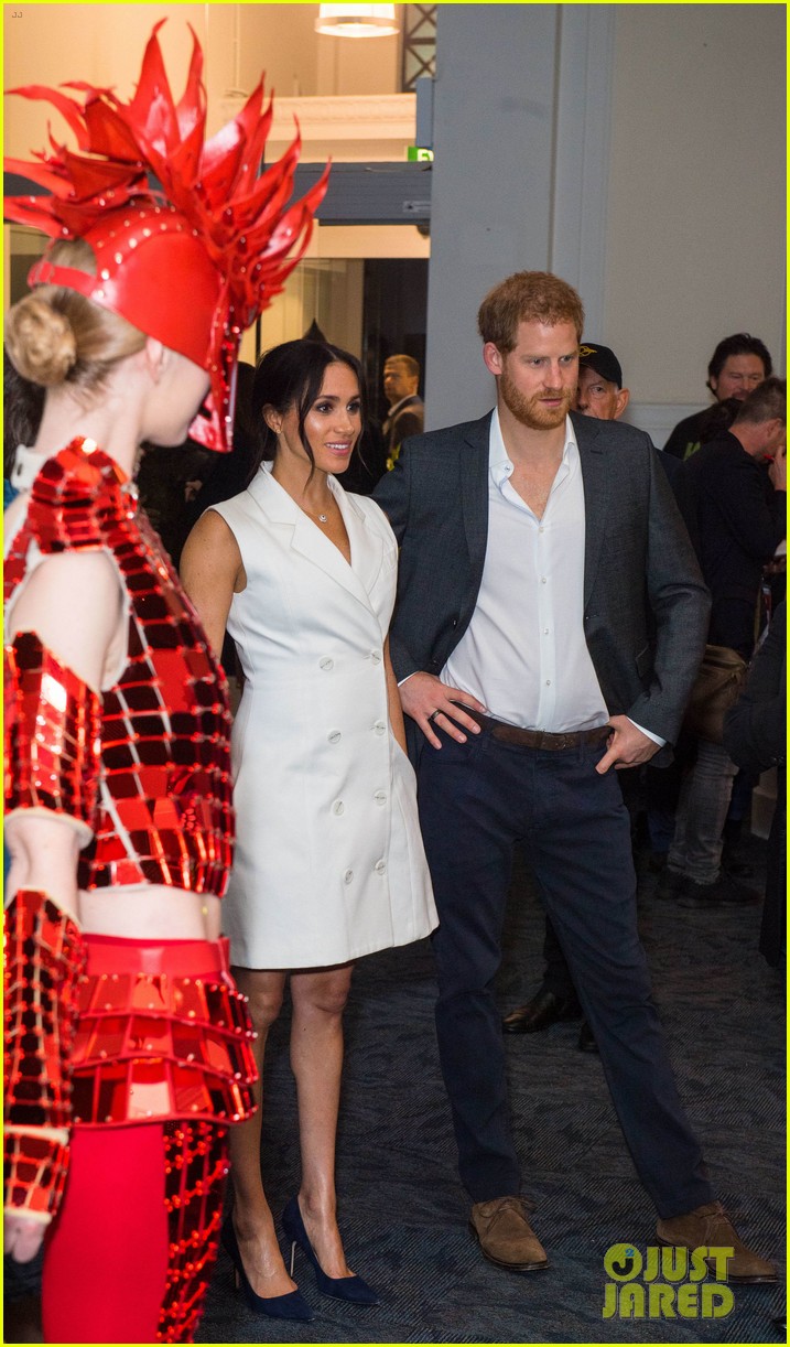 meghan markle prince harry new zealand day two 264172468