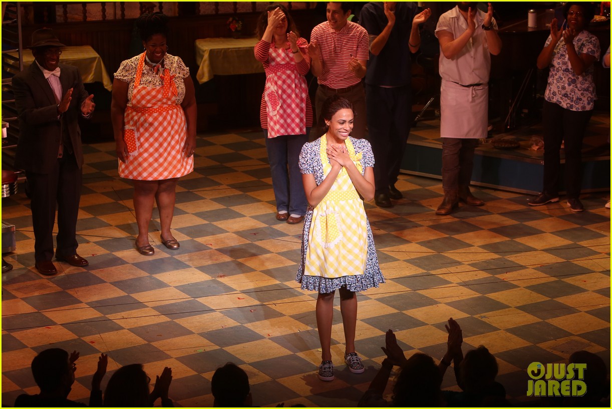 Al Roker Makes His Broadway Debut in 'Waitress' (Photos) Photo 4159781(01)