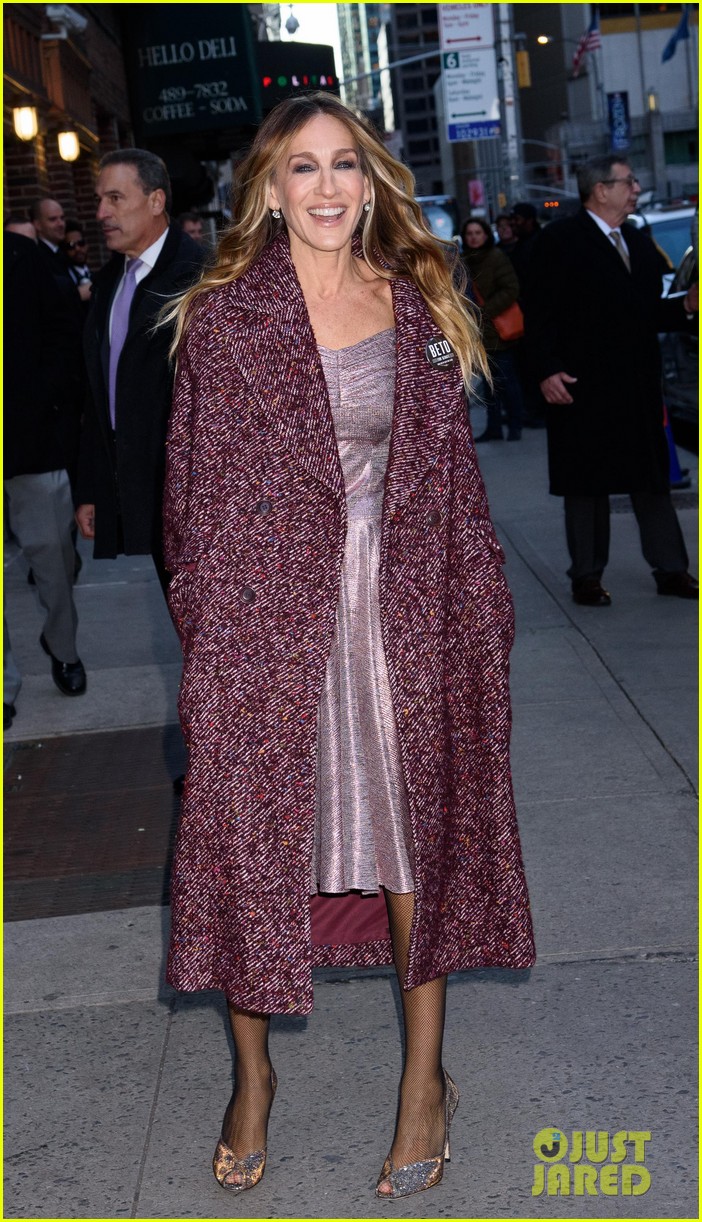 sarah jessica parker says she loved flying in hocus pocus 054173786