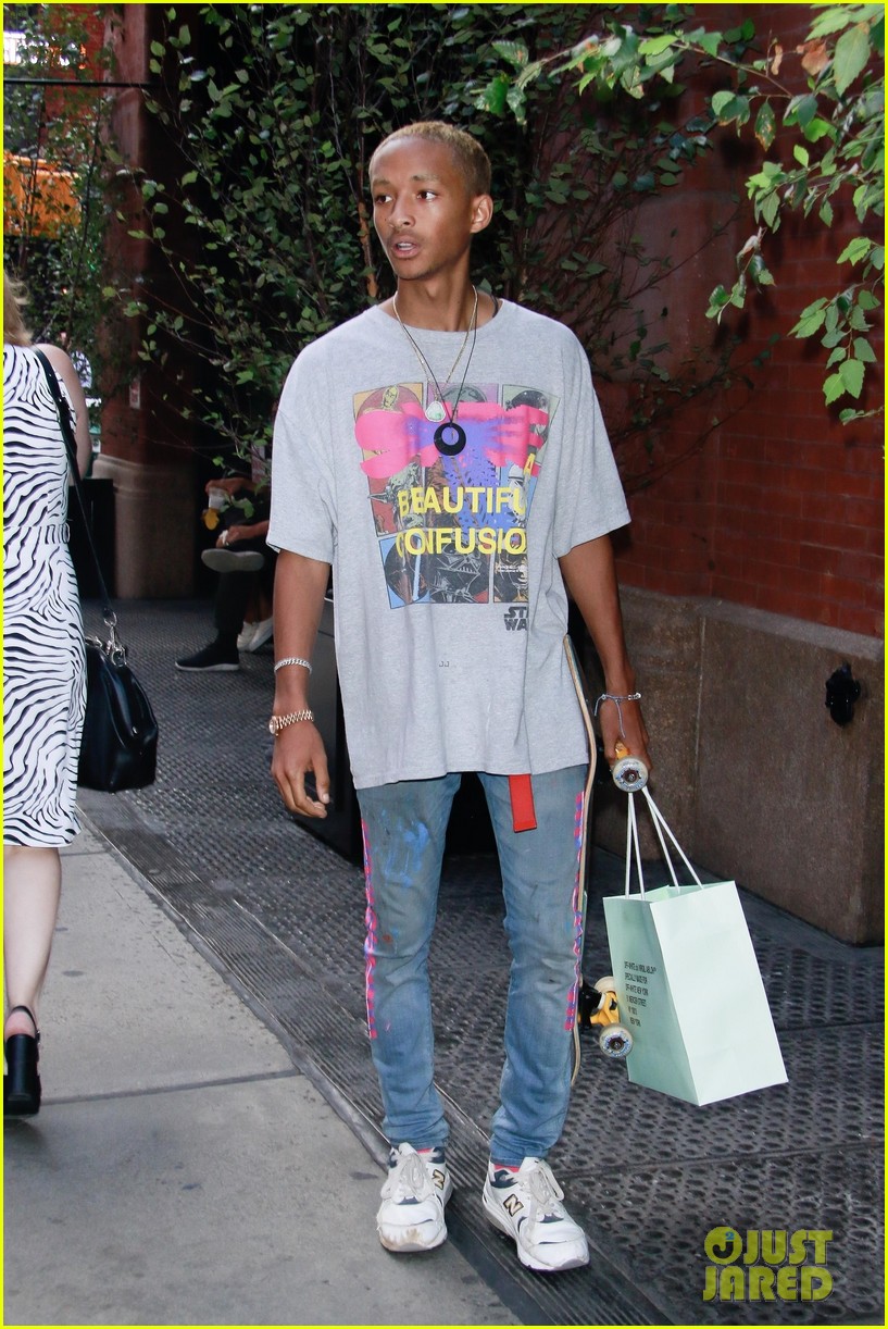 jaden smith attends snl taping after dropping new song back on my sht064156907