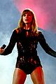 taylor swift performs american music awards 2018 01