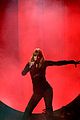 taylor swift performs american music awards 2018 17