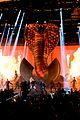 taylor swift performs american music awards 2018 23