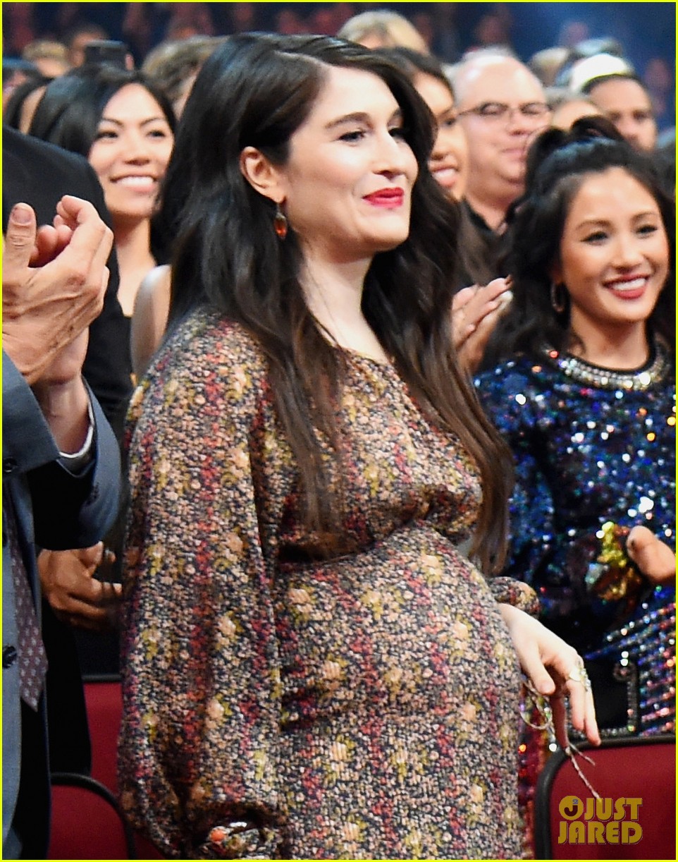 Taylor Swift's AMAs Date is Pregnant Friend Claire Winter Photo