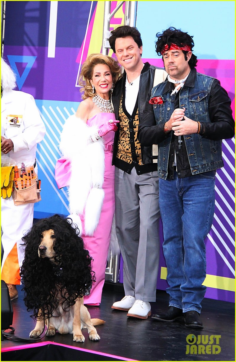 today show hosts show off their 80s inspired halloween costumes 08