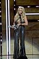 carrie underwood miranda lambert more get honored at cmt artists of the year 05