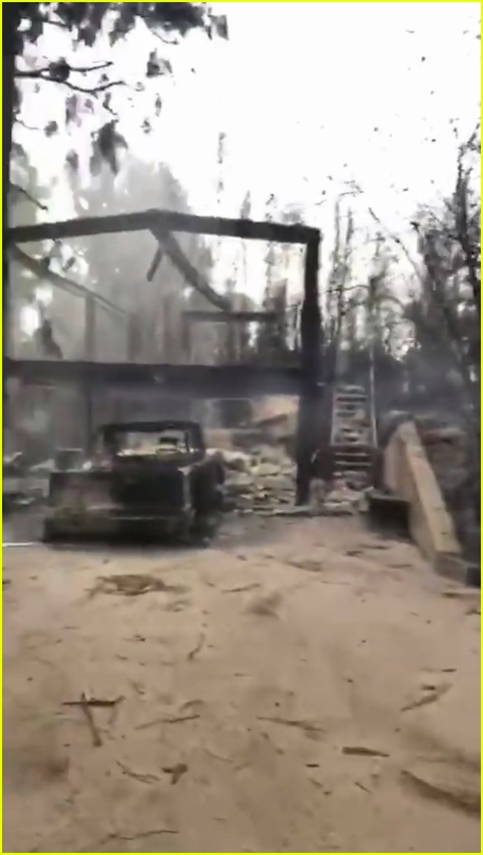 gerard butler home destroyed fires 01