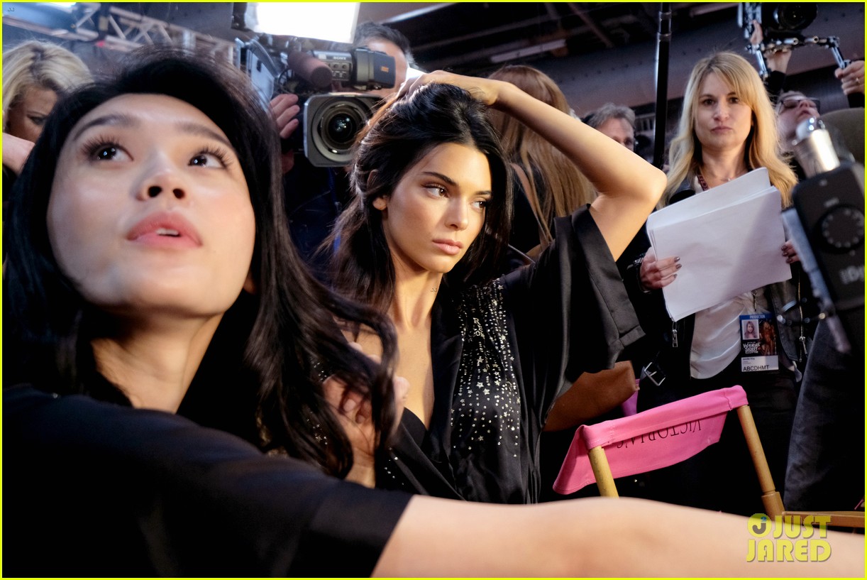 Kendall Jenner, Gigi Hadid, & Bella Hadid Prep Backstage for VS Fashion