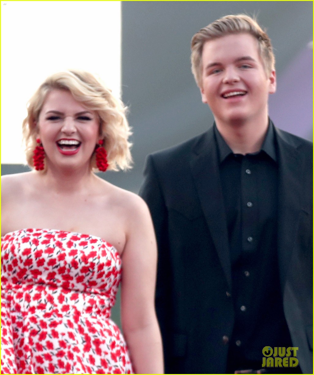'American Idol' Couple Maddie Poppe & Caleb Lee Hutchinson Are Still(00)