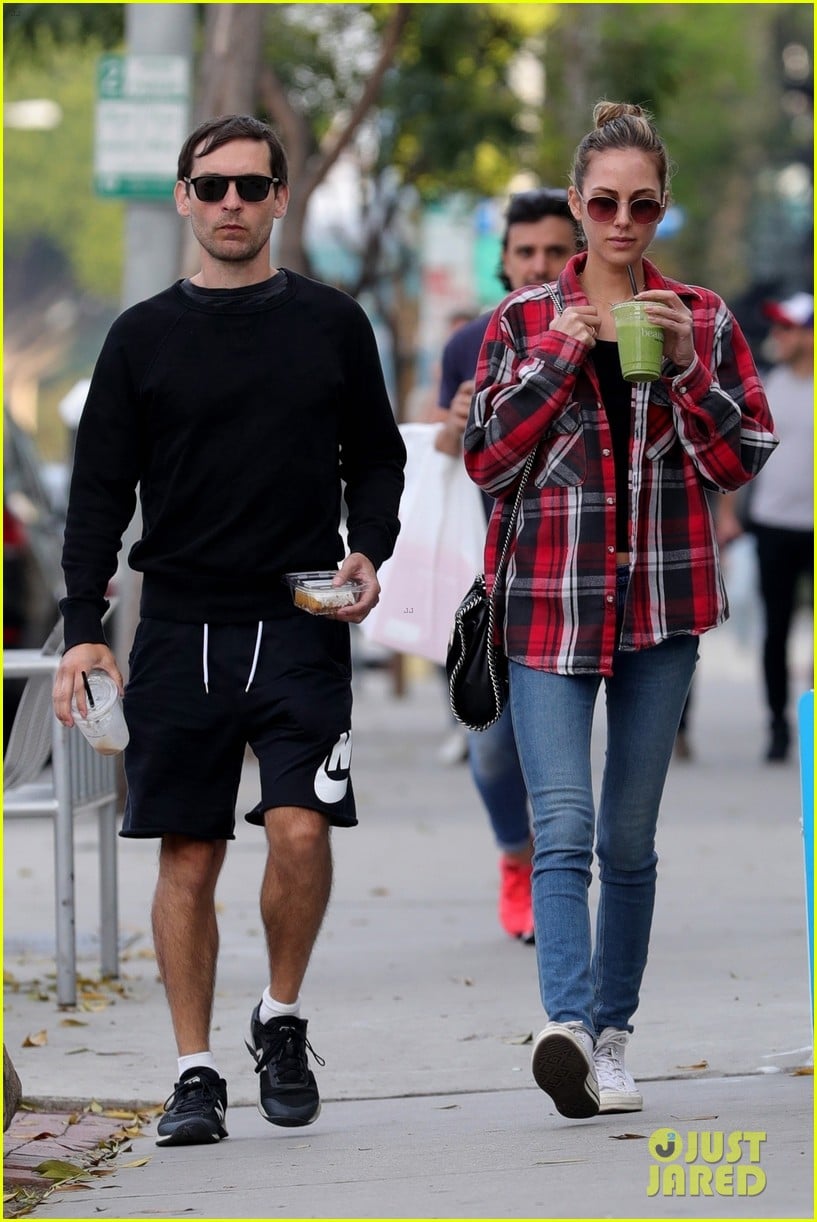 Tobey Maguire Joins Girlfriend Tatiana Dieteman For Afternoon Date in