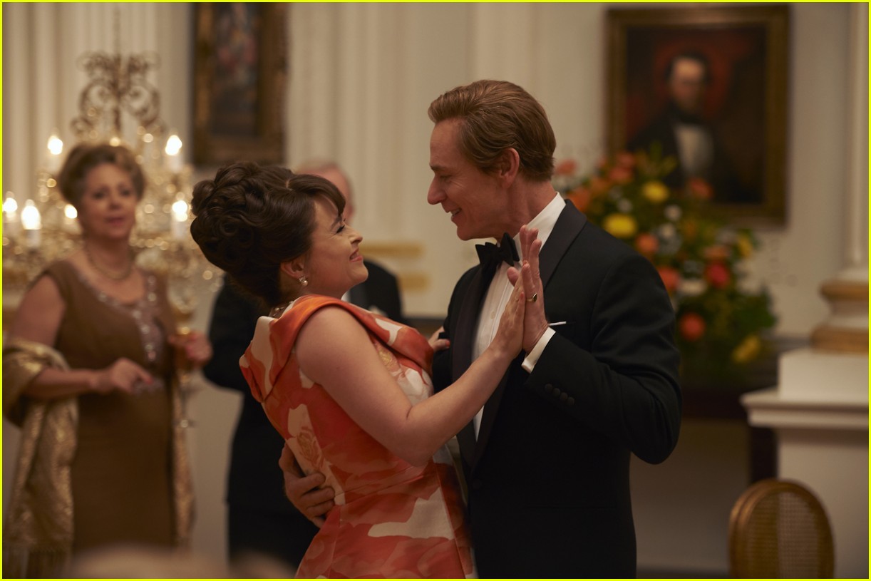 the crown season 3 images 01