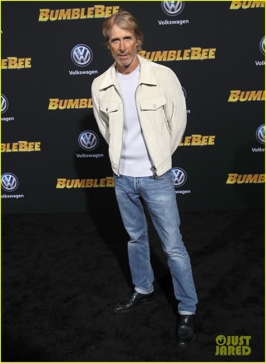 hailee steinfeld john cena attend hollywood premiere of bumblebee 05