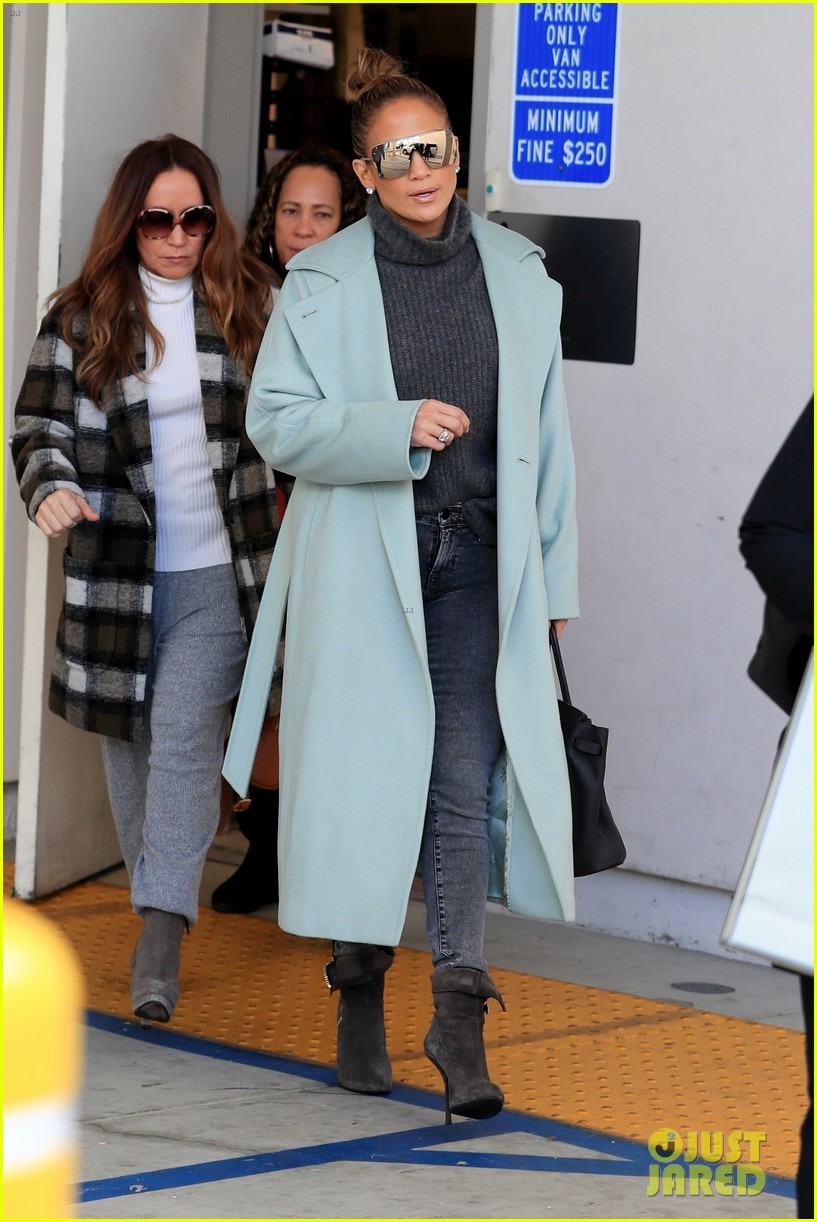 jennifer lopez goes glam while shopping in beverly hills 03