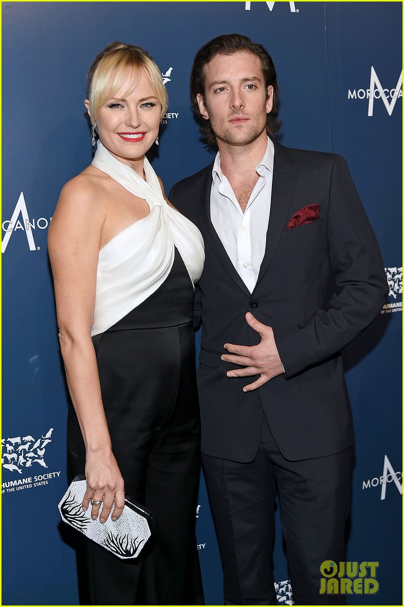 malin akerman marries jack donnelly in mexico 034191115