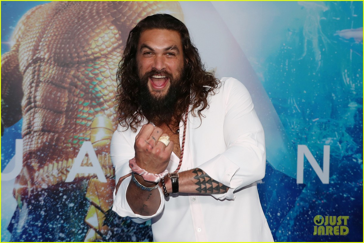 jason momoa names the two dc cameos hed want in an aquaman sequel 144199894