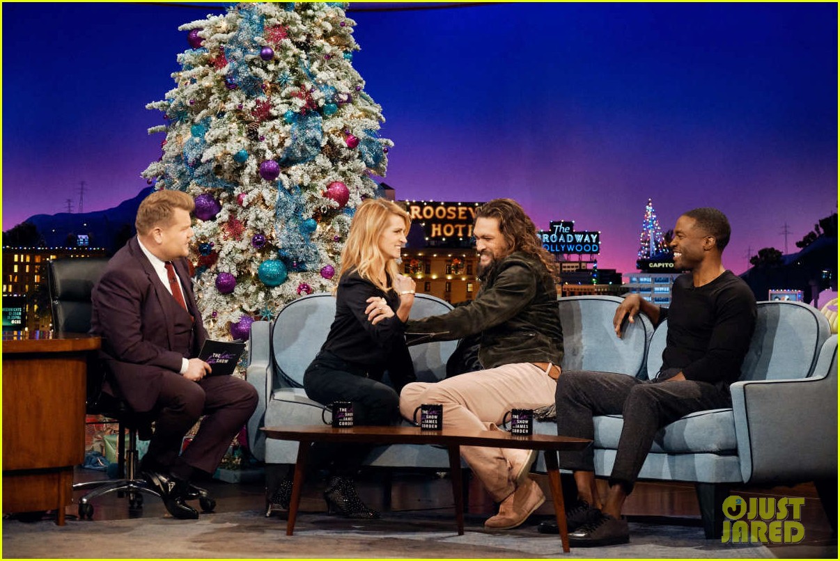 Jason Momoa 'Geeked Out' Over Meeting Julia Roberts on 'Late Late Show