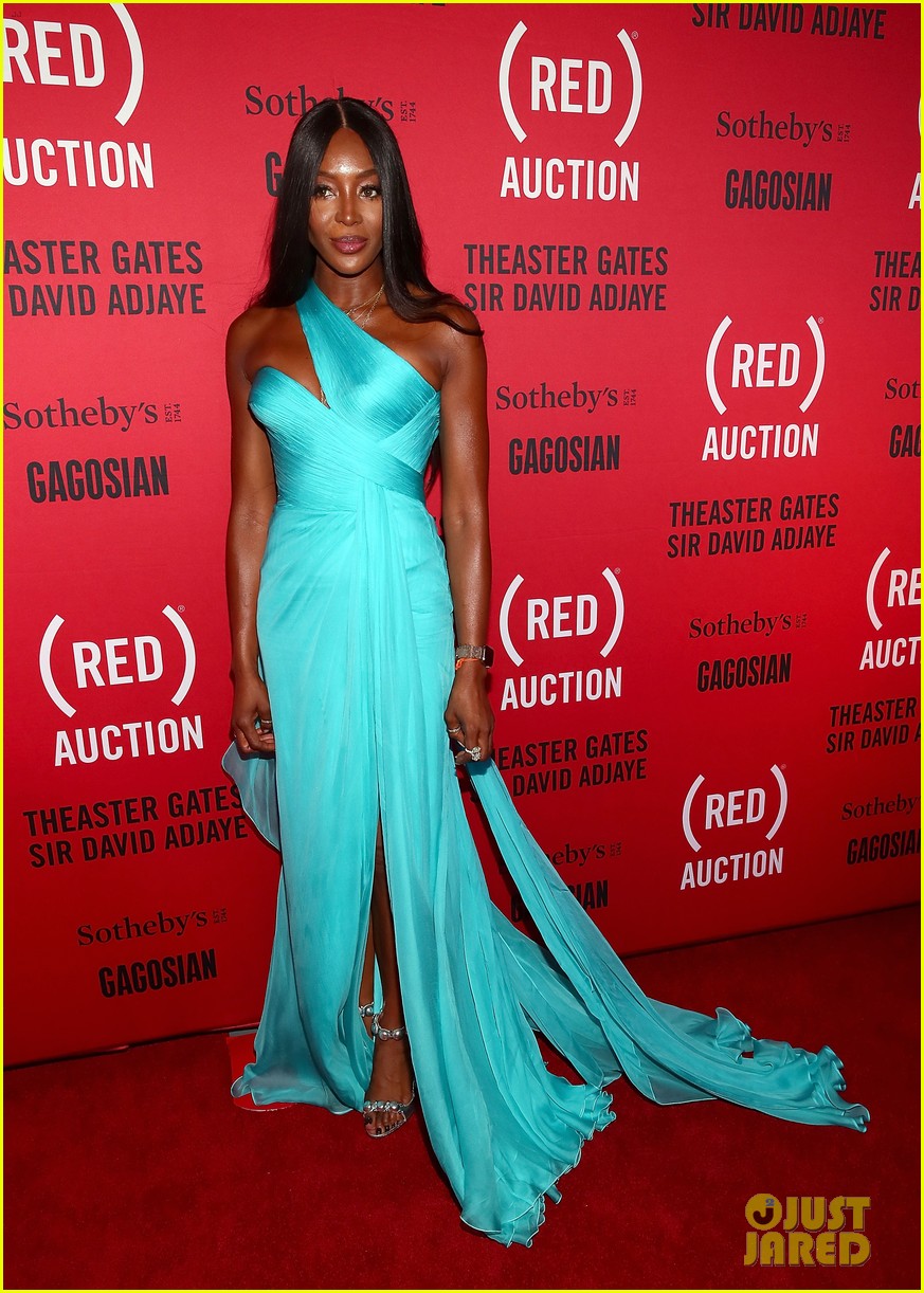 naomi campbell joins bono at red auction event in nyc 01