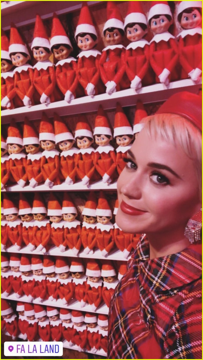 Katy Perry & Orlando Bloom Make It a Date Night at Fa La Land! Photo