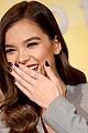 hailee steinfeld dons plunging grey pantsuit for spider man spider verse photo call 04