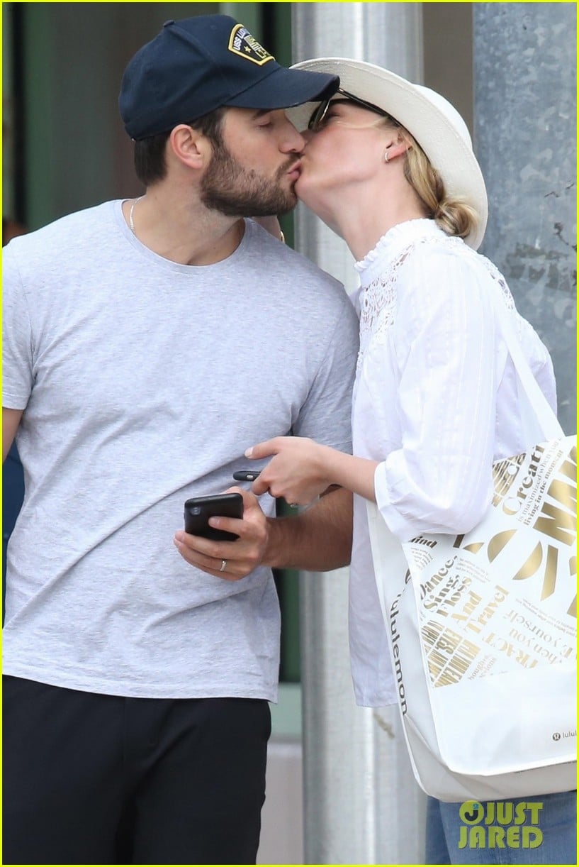 Emily VanCamp & Josh Bowman Share Honeymoon Kisses in Miami! Photo