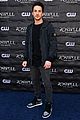 tyler blackburn joins jeanine mason nathan parsons at roswell new mexico premiere 16