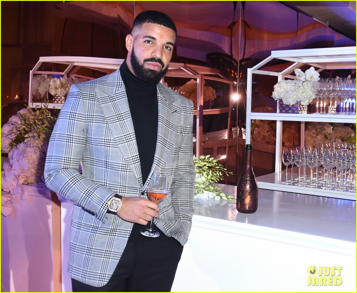 drake new years eve party 194204262