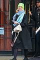 dakota fanning works out in la as sister elle steps out in nyc 04