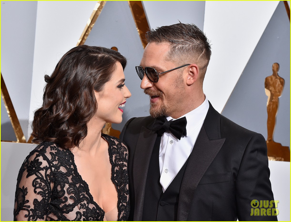 tom hardy charlotte riley welcome baby 024210392