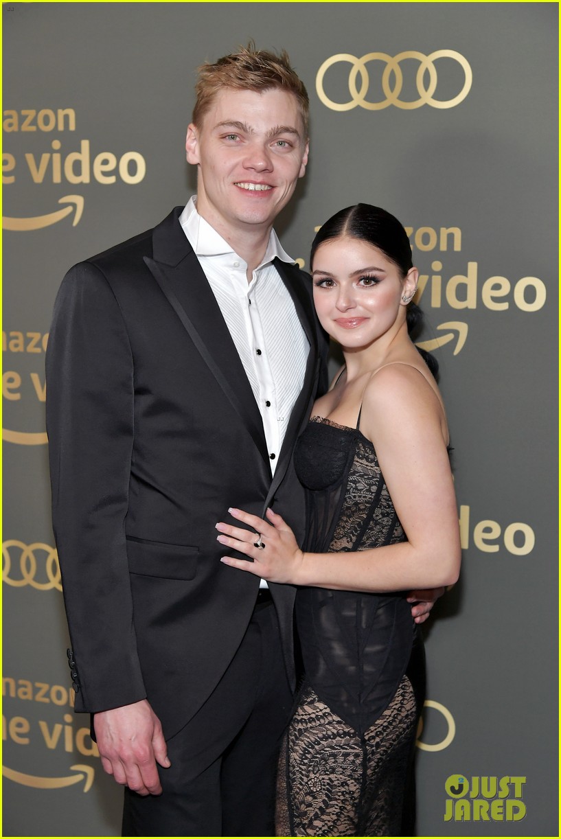 Sarah Hyland & Wells Adams Join Ariel Winter & Levi Meaden at InStyle's(02)