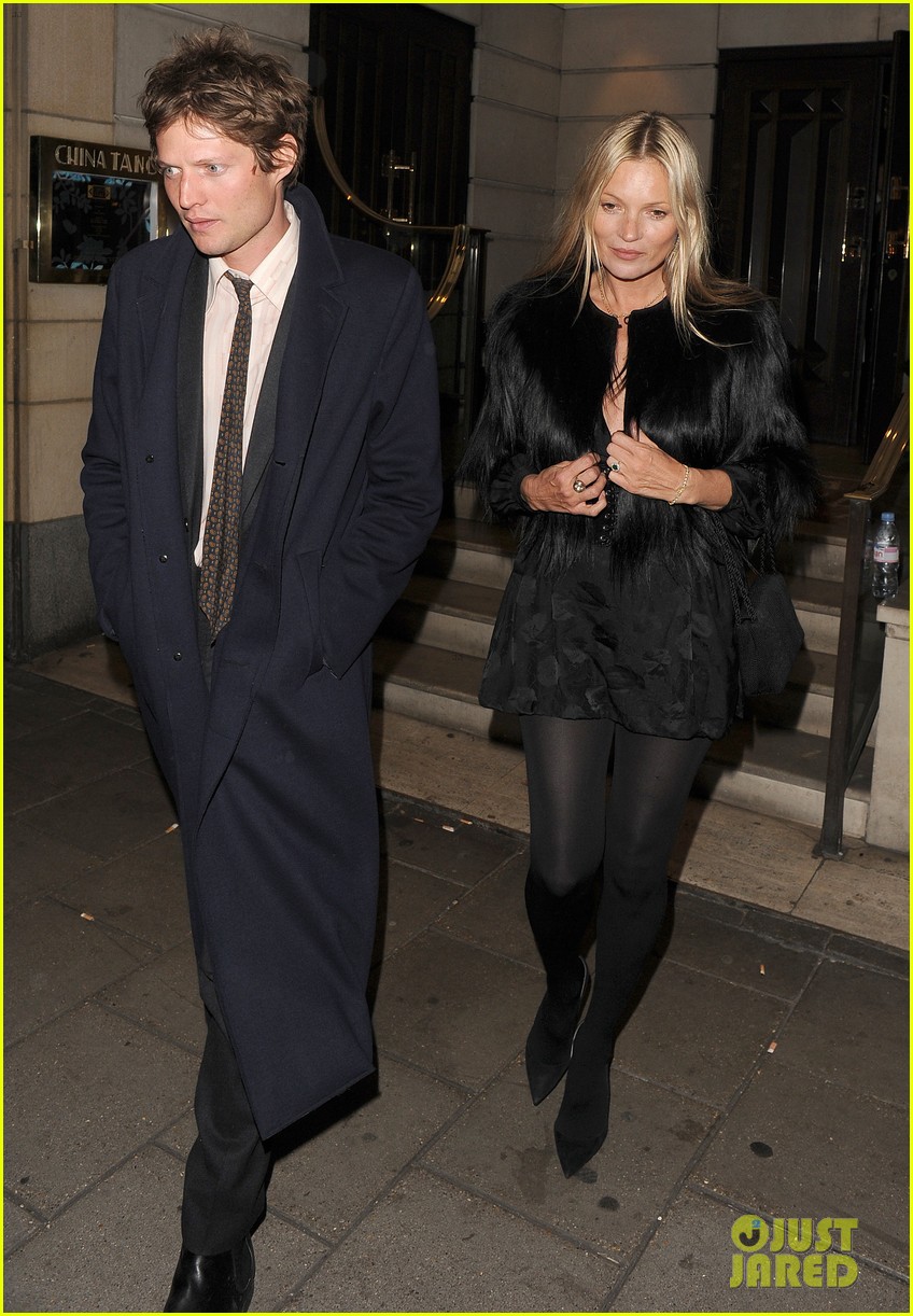 kate moss birthday with partner 03