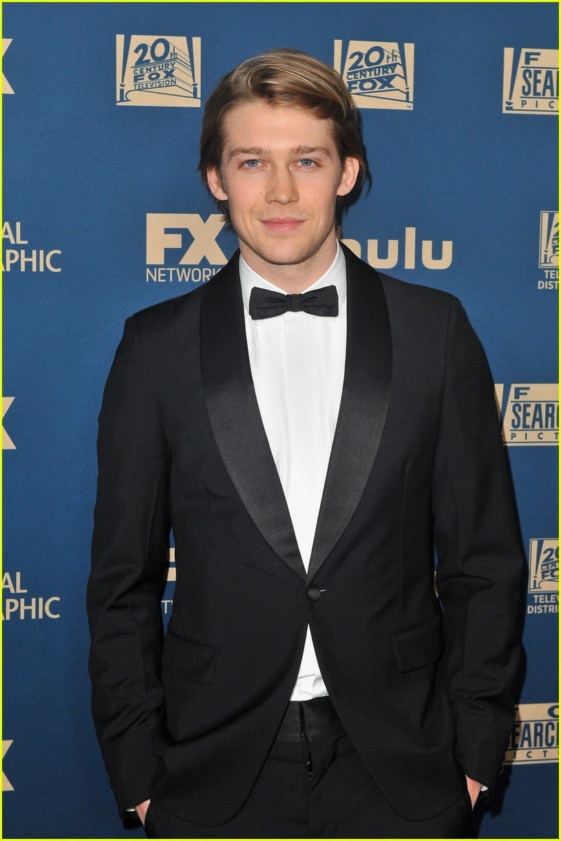 Taylor Swift & Joe Alwyn Attend Golden Globes 2019 After Parties