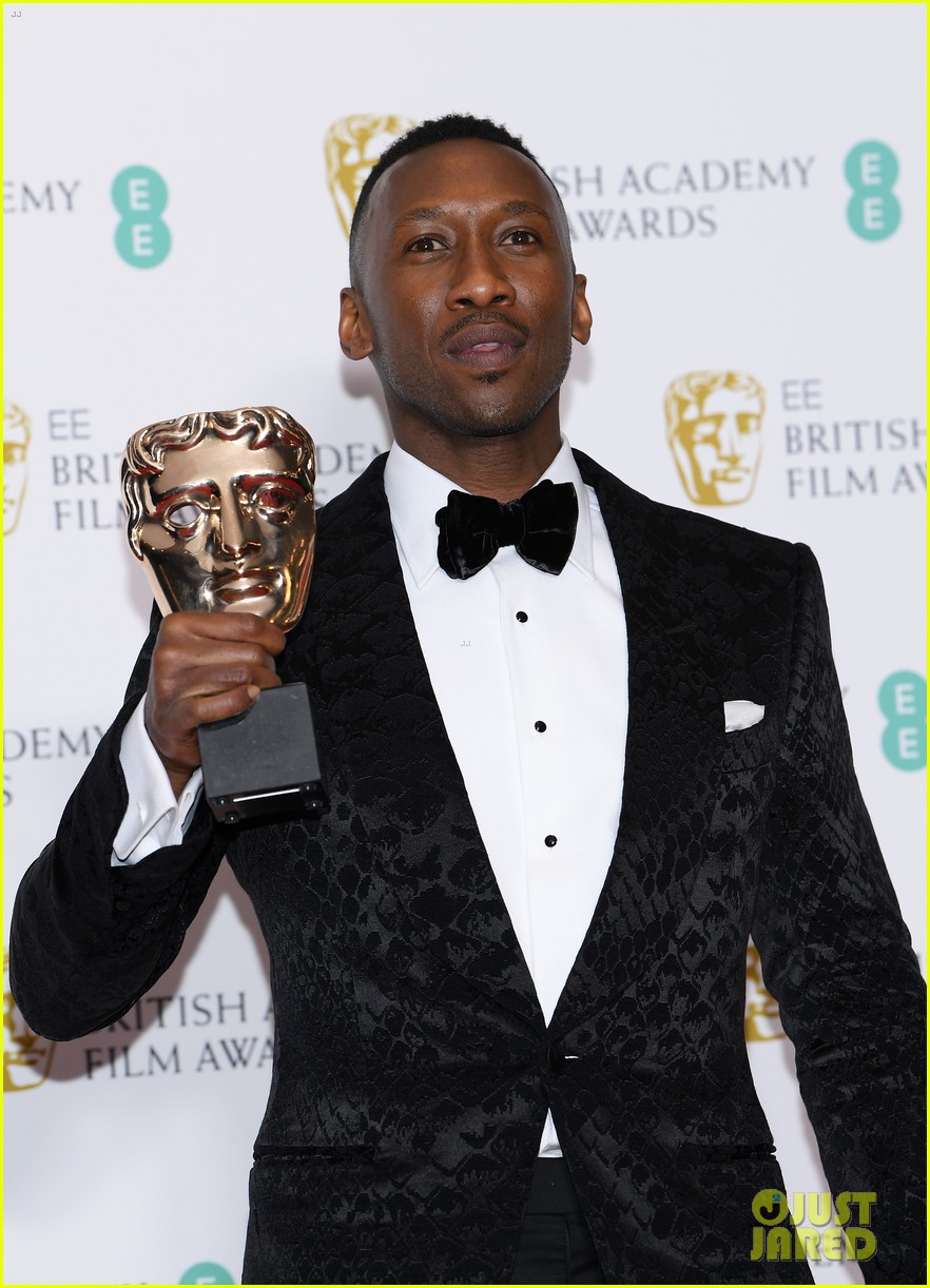Mahershala Ali Wins Best Supporting Actor at BAFTAs 2019! Photo
