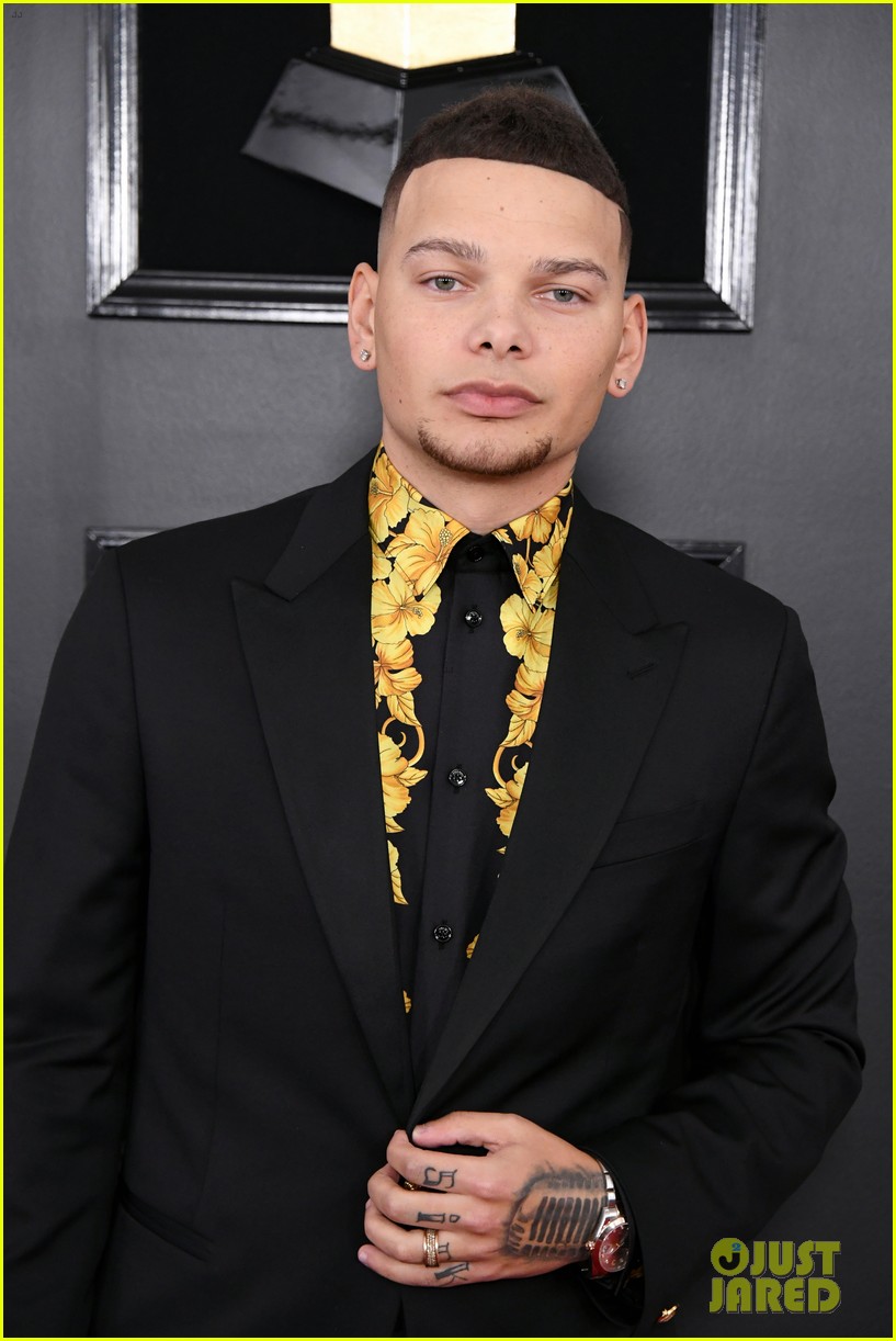kane brown wife katelyn jae step out for grammys 024235862