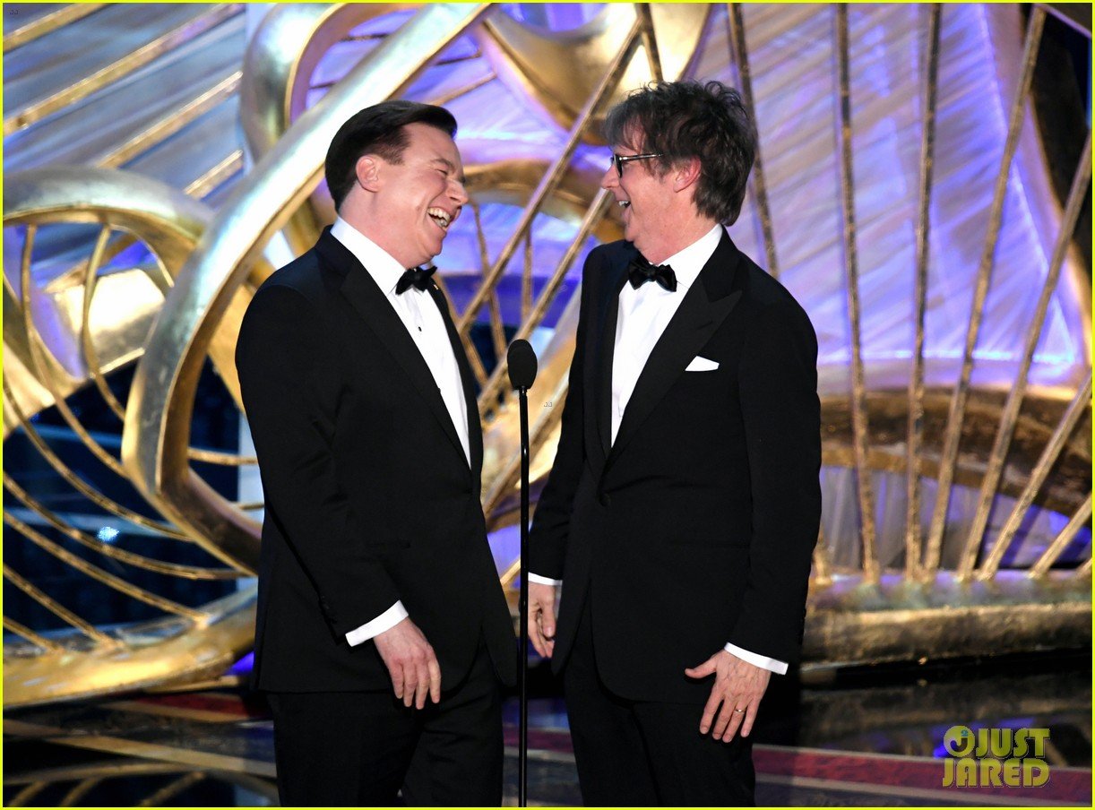 Mike Myers & Dana Carvey Bring 'Wayne's World' to Oscars 2019! Photo