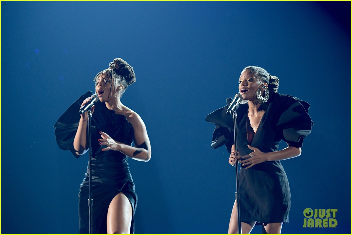 chloe x halle perform where is the love at grammys 014236775