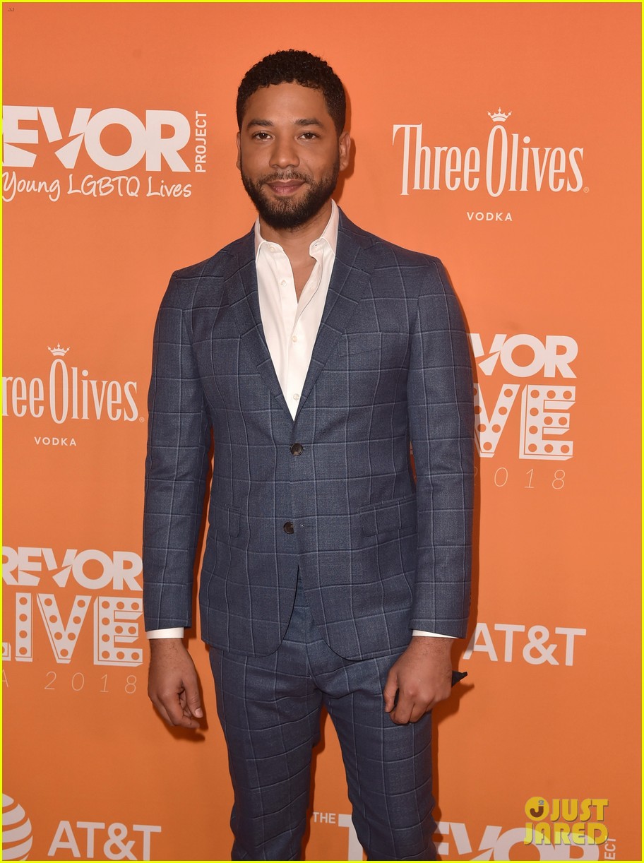 Jussie Smollett Arrested, Currently In Police Custody Photo 4241892(01)