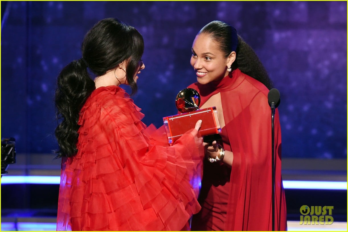 Kacey Musgraves Wins Album of the Year at Grammys 2019! Photo 4236743