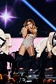 jennifer lopez makes three outfit changes during grammys 2019 performance 10
