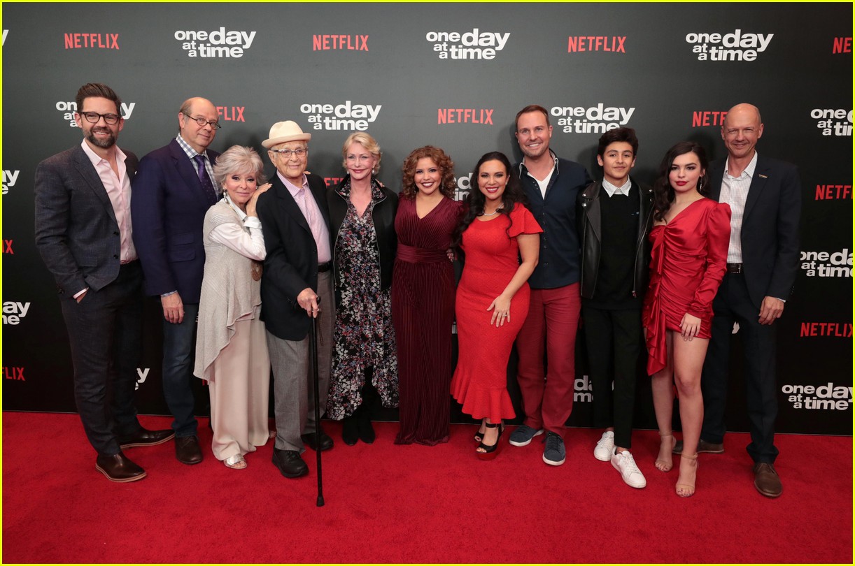 netflixs one day at a time cast premieres season 3 in la 254226198