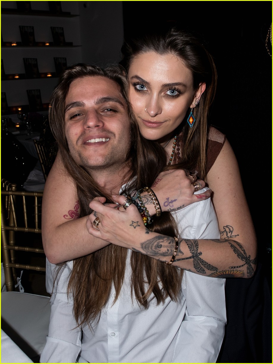 Paris Jackson Celebrates Her 'Tings' Cover with Boyfriend Gabriel Glenn(00)